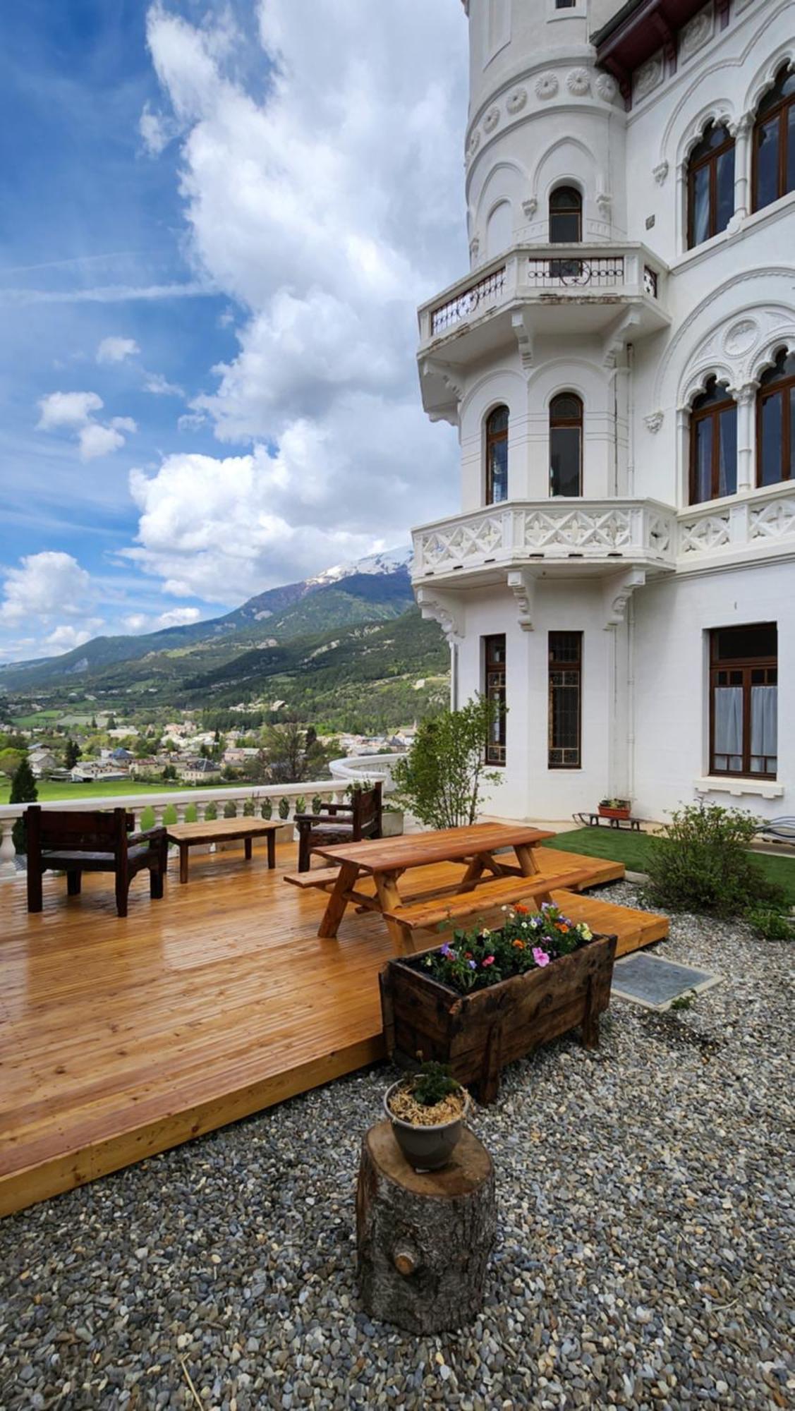 Residence Chateau Des Magnans By Nevesol Jausiers Bagian luar foto